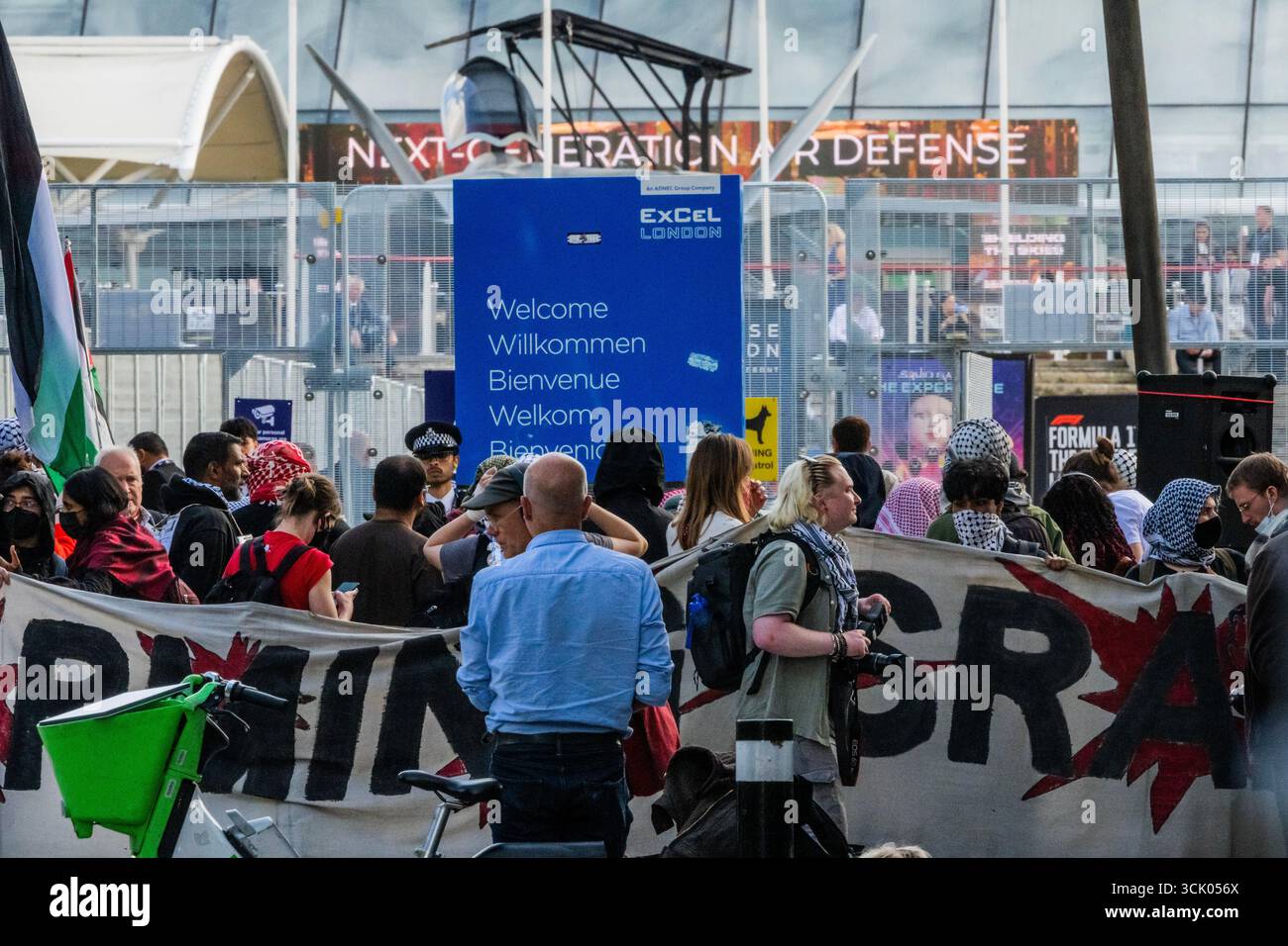 London, UK. 9 Sep 2025. A stop arming Israel protest attempts to block ...
