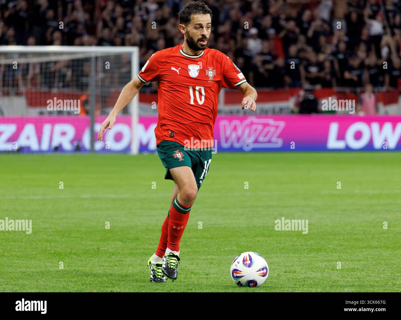 Budapest, Hungary. 9th September, 2025. Bernardo Silva of Portugal