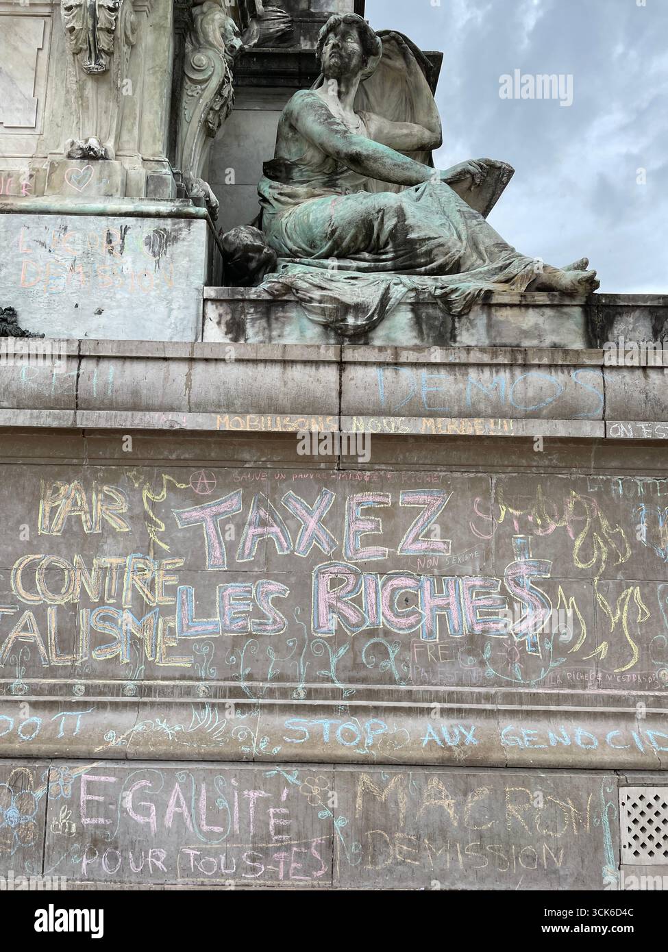 Inscriptions on the Girondins monument in Bordeaux made by protesters from the 'Block Everything' movement on September 10, 2025. France - Smartphone Captured Stock Image