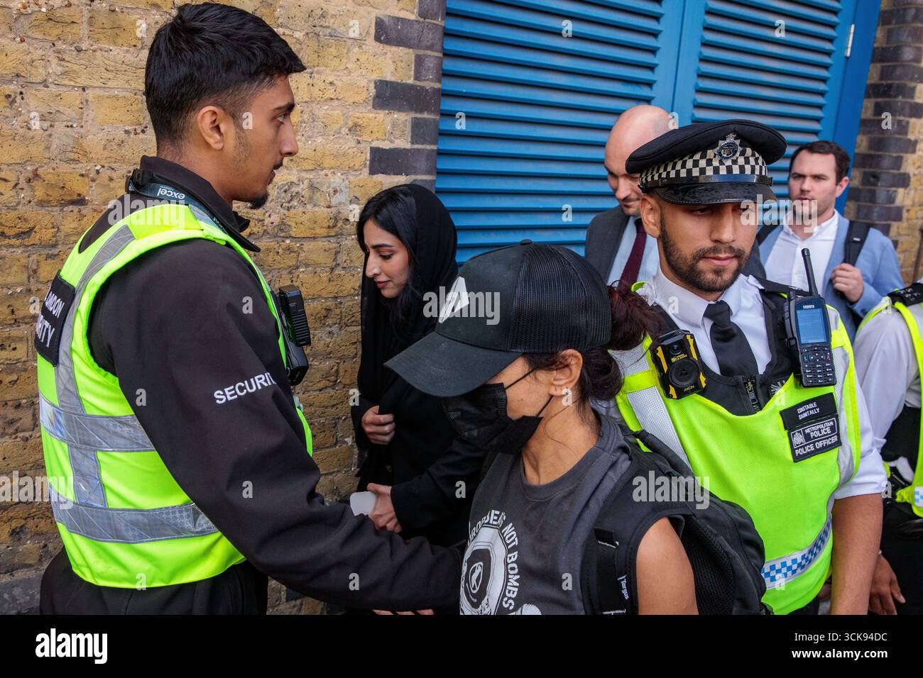 London police september 2025 dsei hi-res stock photography and images ...