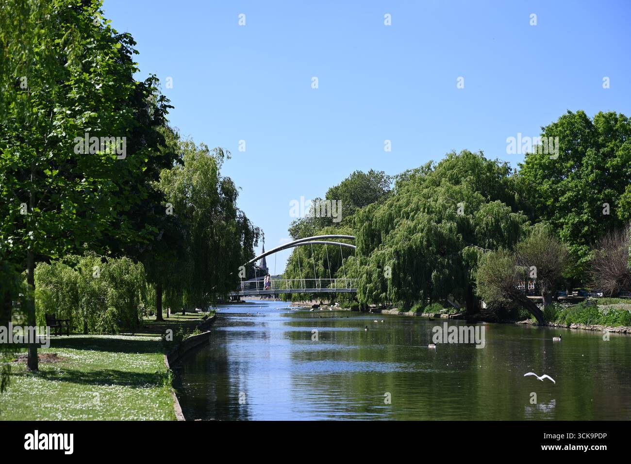 Pedestrian bridge over embankment hi-res stock photography and images ...
