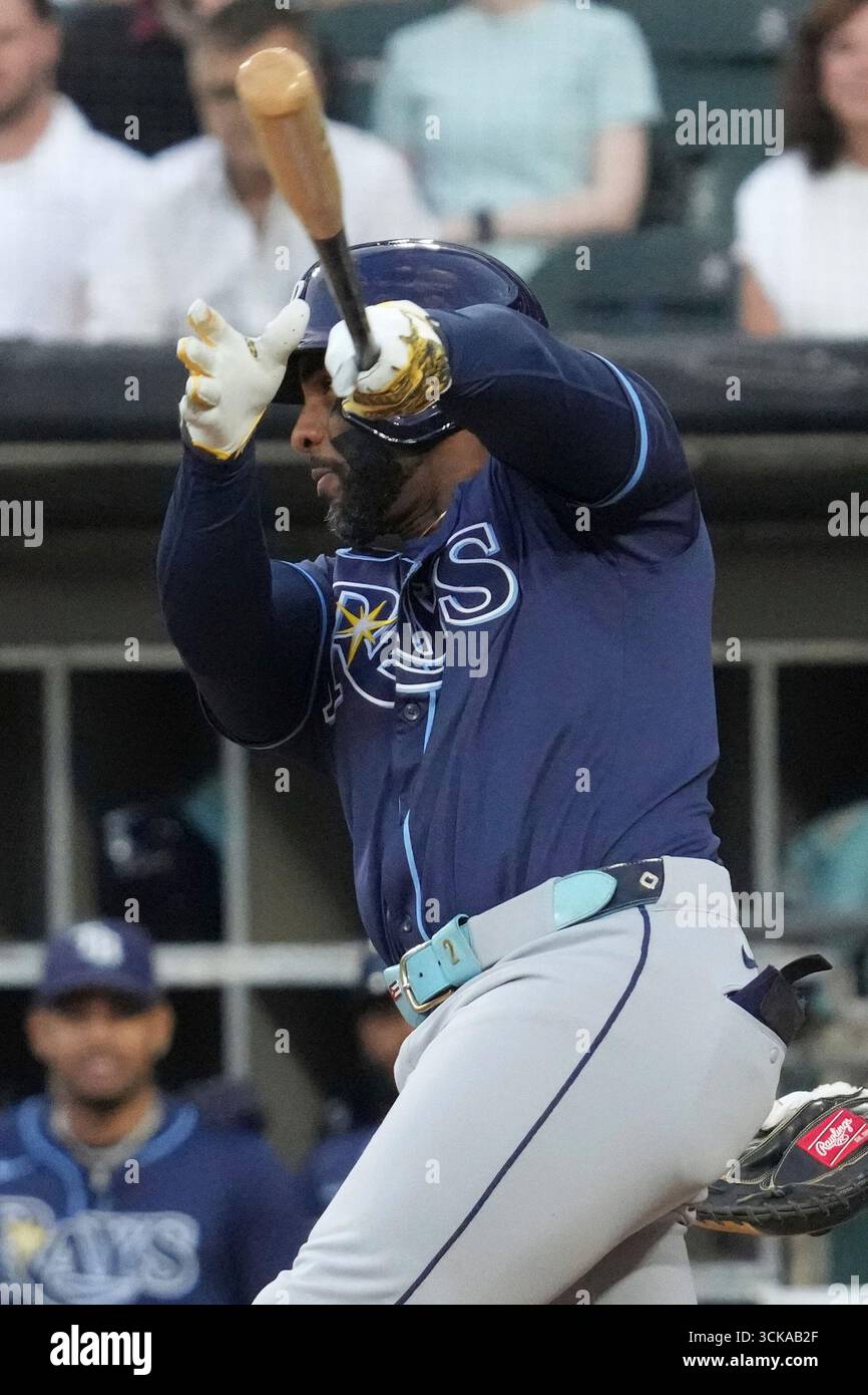 Tampa Bay Rays' Yandy Díaz hits a solo home run during the first inning