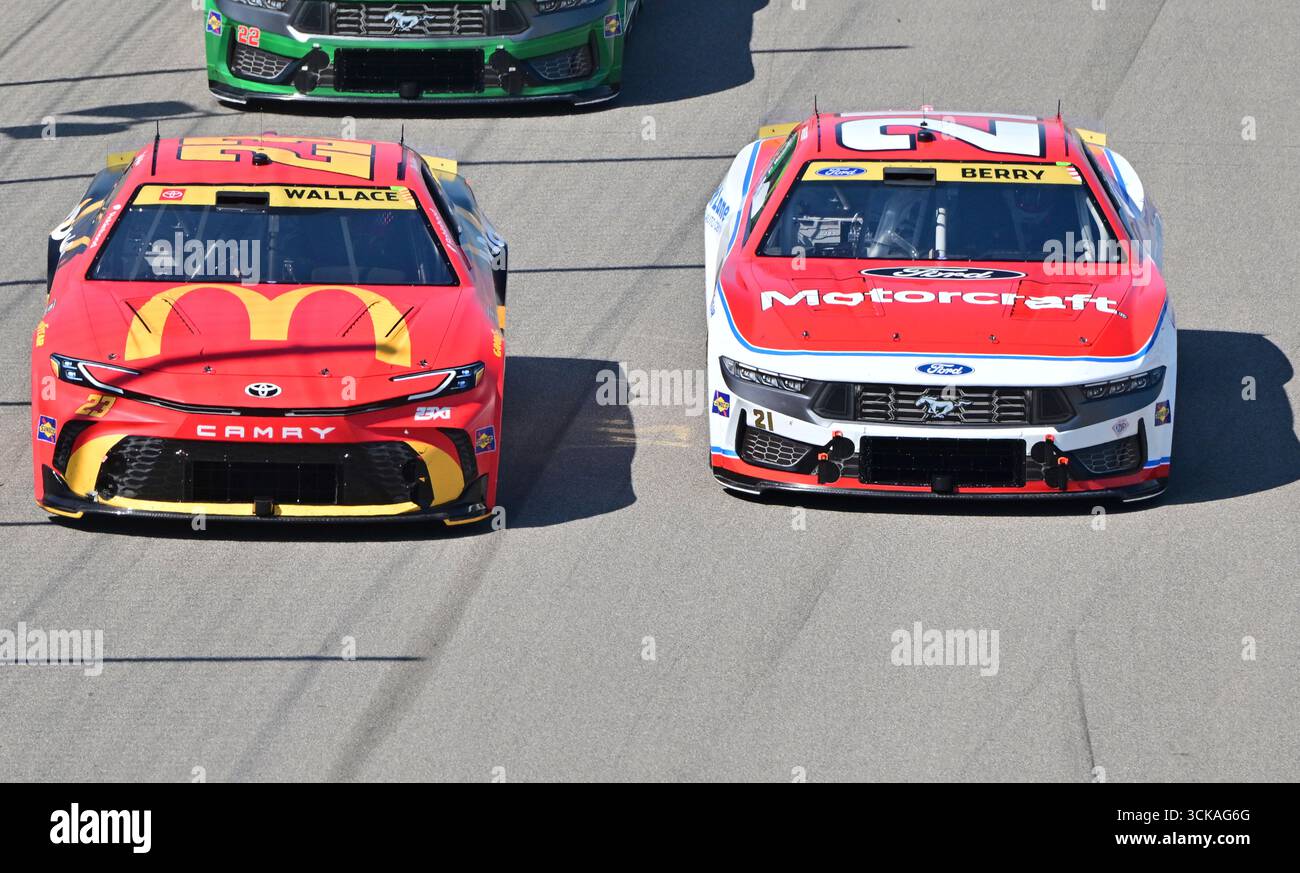 MADISON, IL - SEPTEMBER 07: Bubba Wallace (#23 23X1 Racing Long John ...