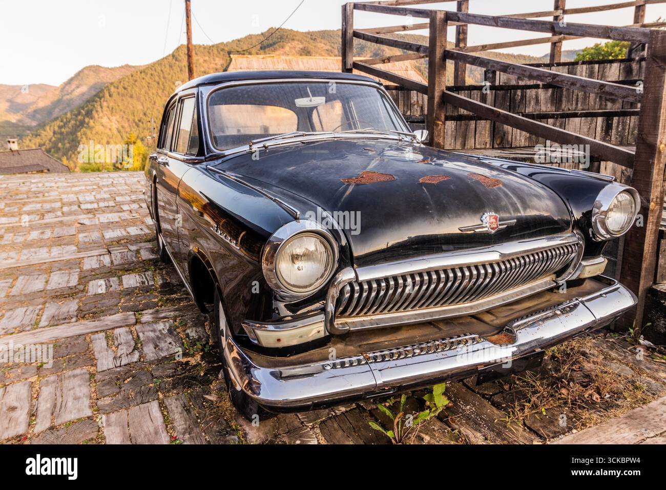 Volga car hi-res stock photography and images - Alamy