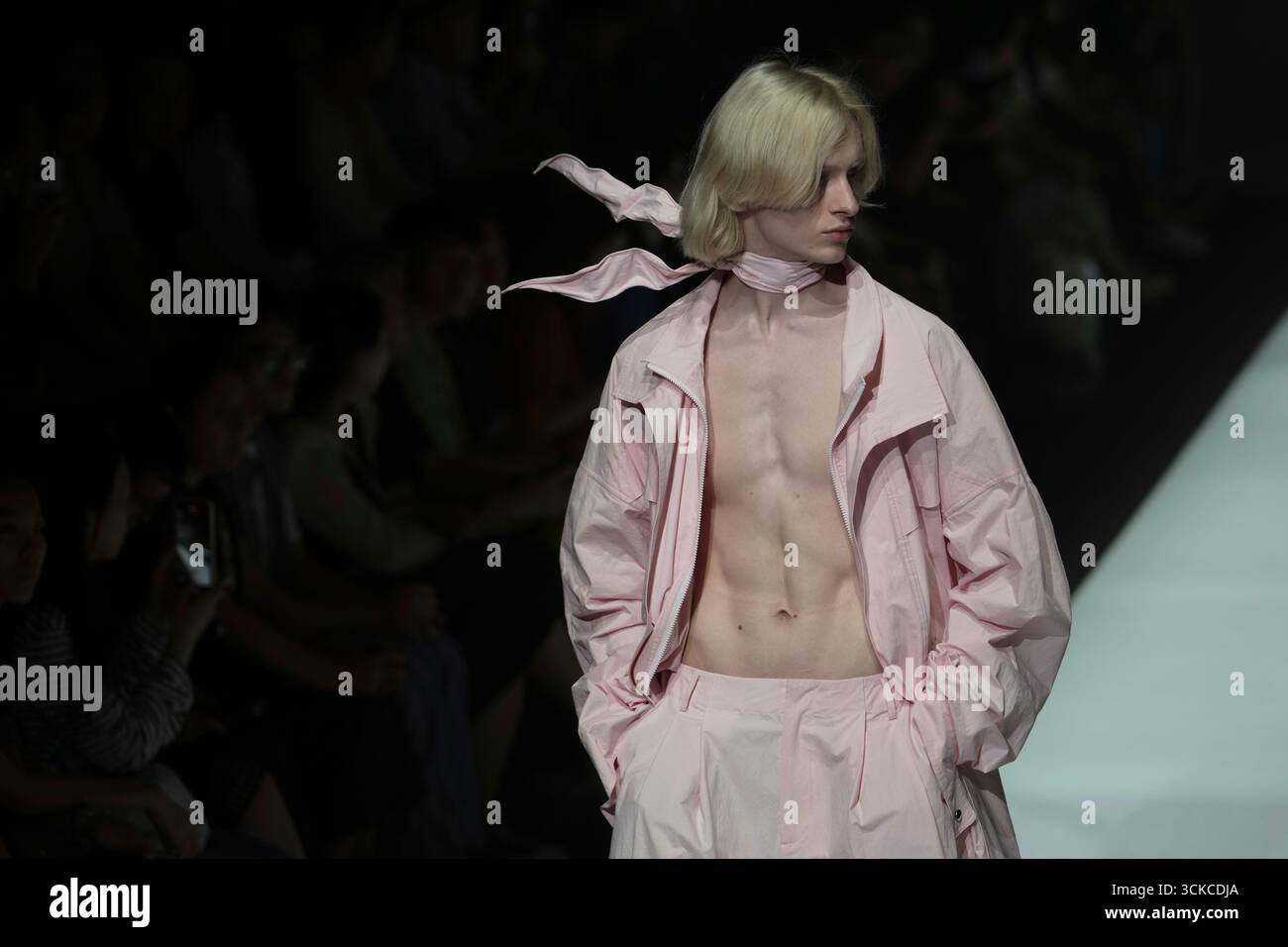 A model presents a creation by Liu Hongchao collection during the ...
