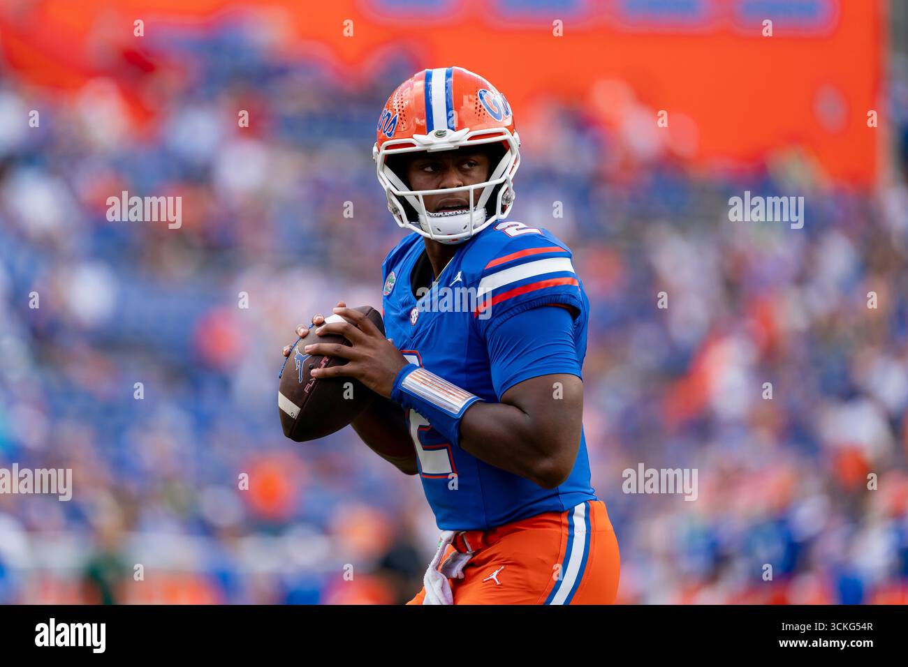 GAINESVILLE, FL - SEPTEMBER 06: Florida Gators quarterback DJ Lagway (2 ...