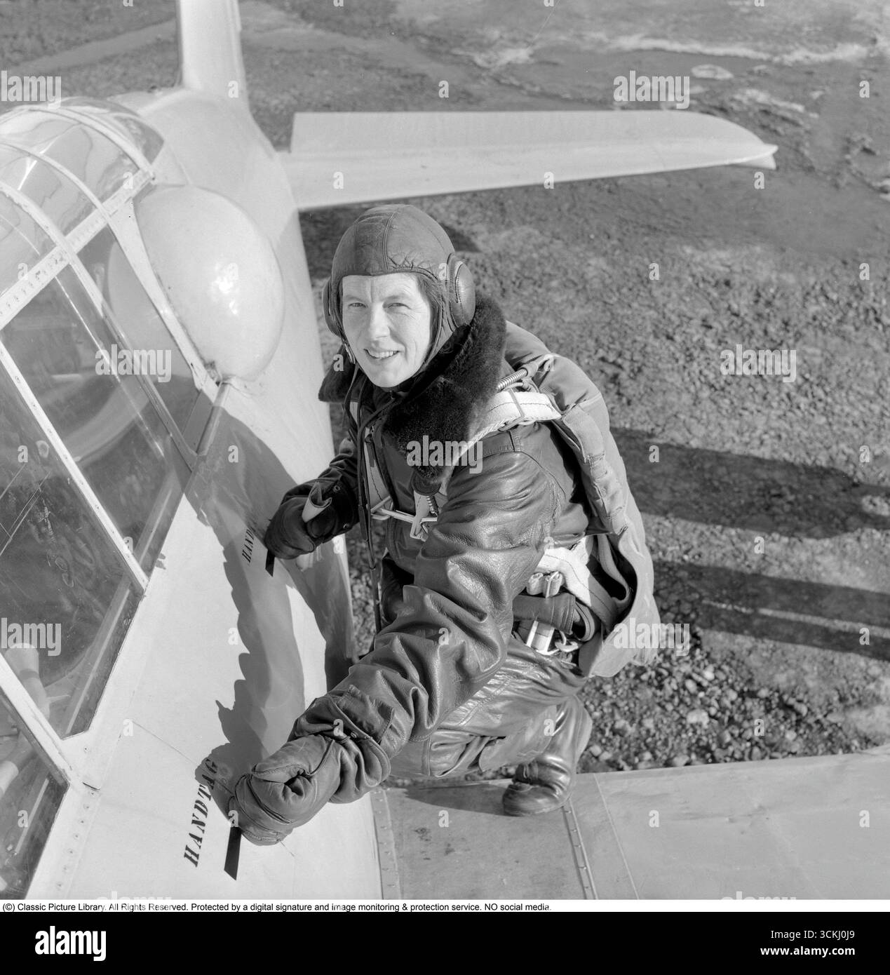 Birgit Thüring: Pioneering Swedish Aviator. In this image from 1958 ...