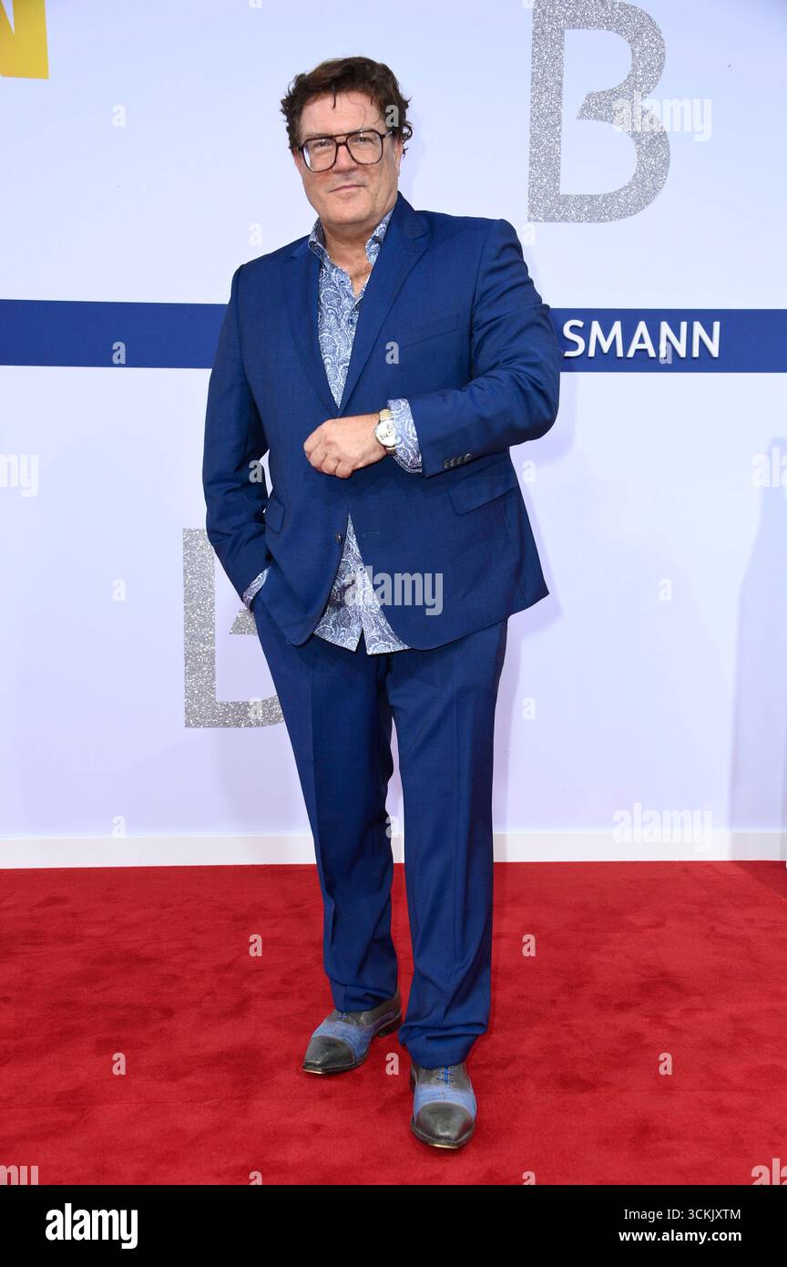 Francis Fulton Smith Bei Der Bertelsmann Party 2025 In Der Bertelsmann francis-fulton-smith-bei-der-bertelsmann-party-2025-in-der-bertelsmann