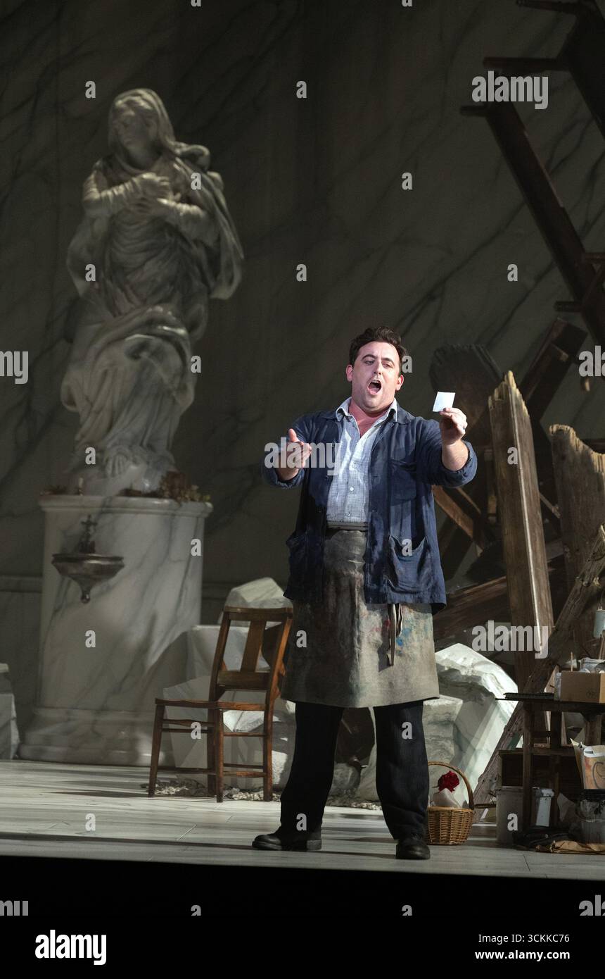 Freddie De Tommaso (Mario Cavaradossi) in TOSCA at The Royal Opera ...