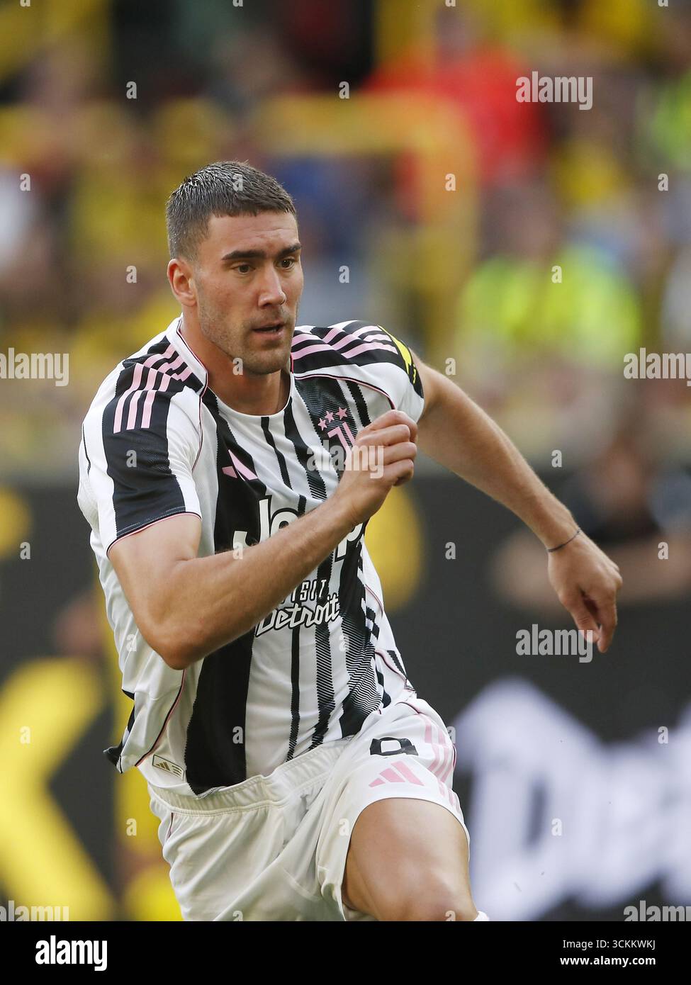 dortmund-dusan-vlahovic-of-juventus-fc-during-a-friendly-match
