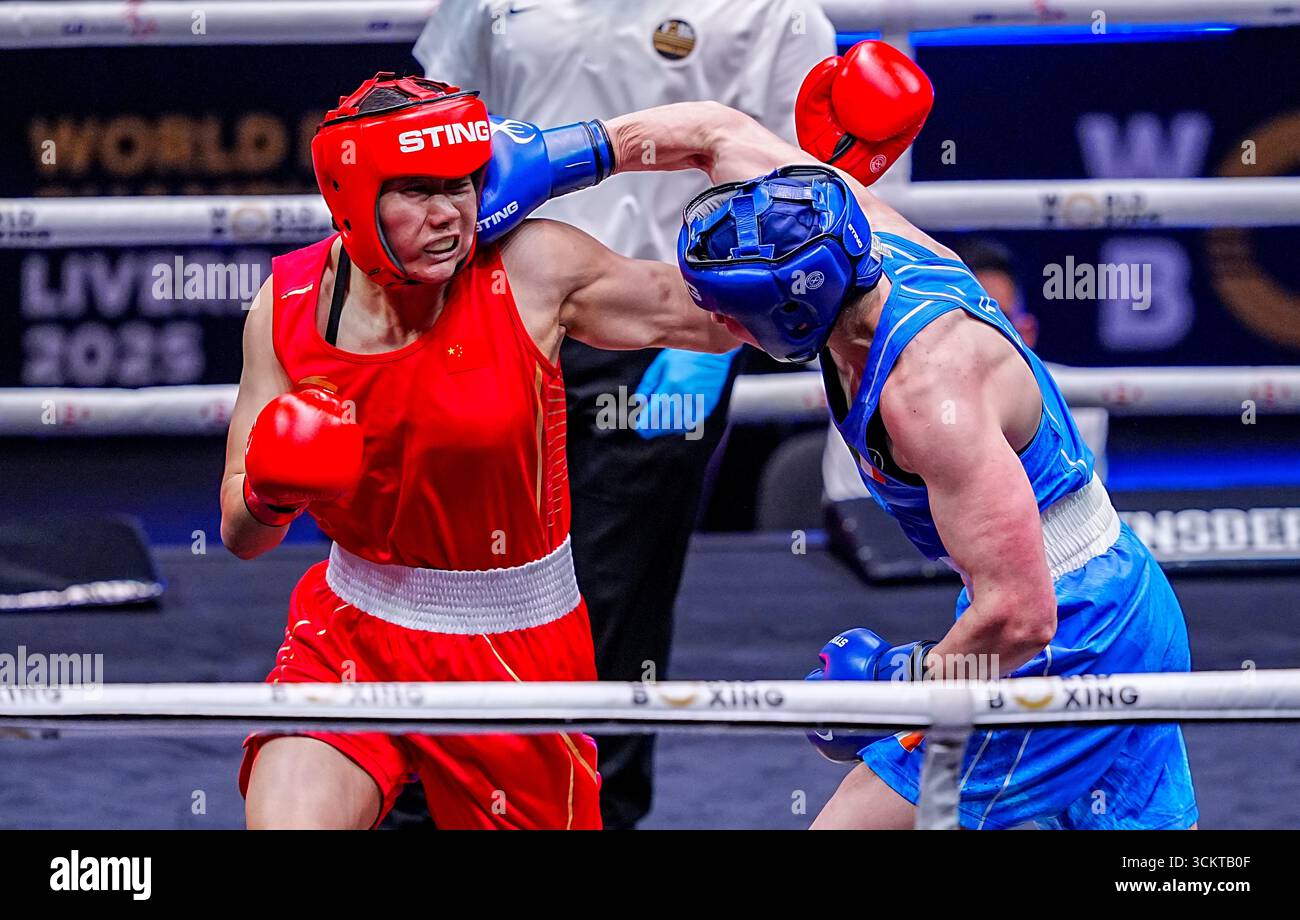 Ireland's Aoife O'Rourke (Blue) and China's Lina Wang (Red) fight in ...
