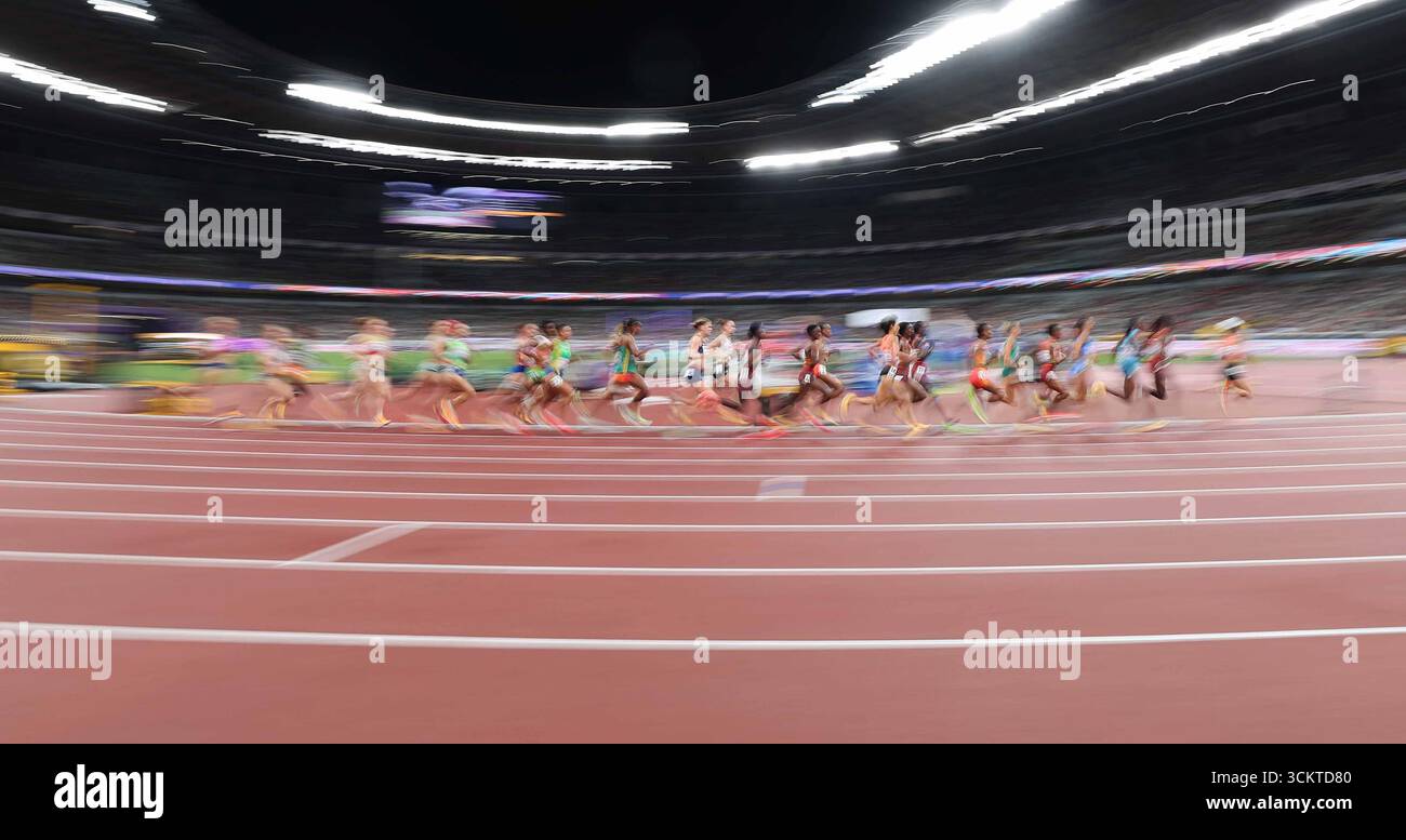 Tokyo, Japan. 13th Sep, 2025. Athletes compete during the women's 10000m final at the 2025 World Athletics Championships in Tokyo, Japan, Sept. 13, 2025. Credit: Li Gang/Xinhua/Alamy Live News Stock Photo