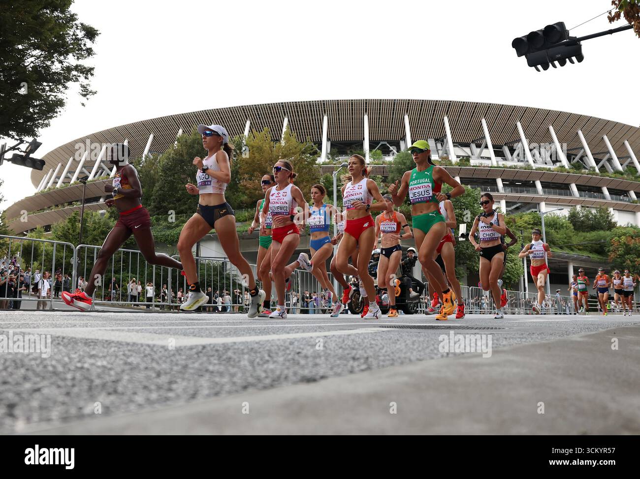Tokyo, Japan. 14th Sep, 2025. Athletes compete during the women's marathon final at the 2025 World Athletics Championships in Tokyo, Japan, Sept. 14, 2025. Credit: Li Gang/Xinhua/Alamy Live News Stock Photo
