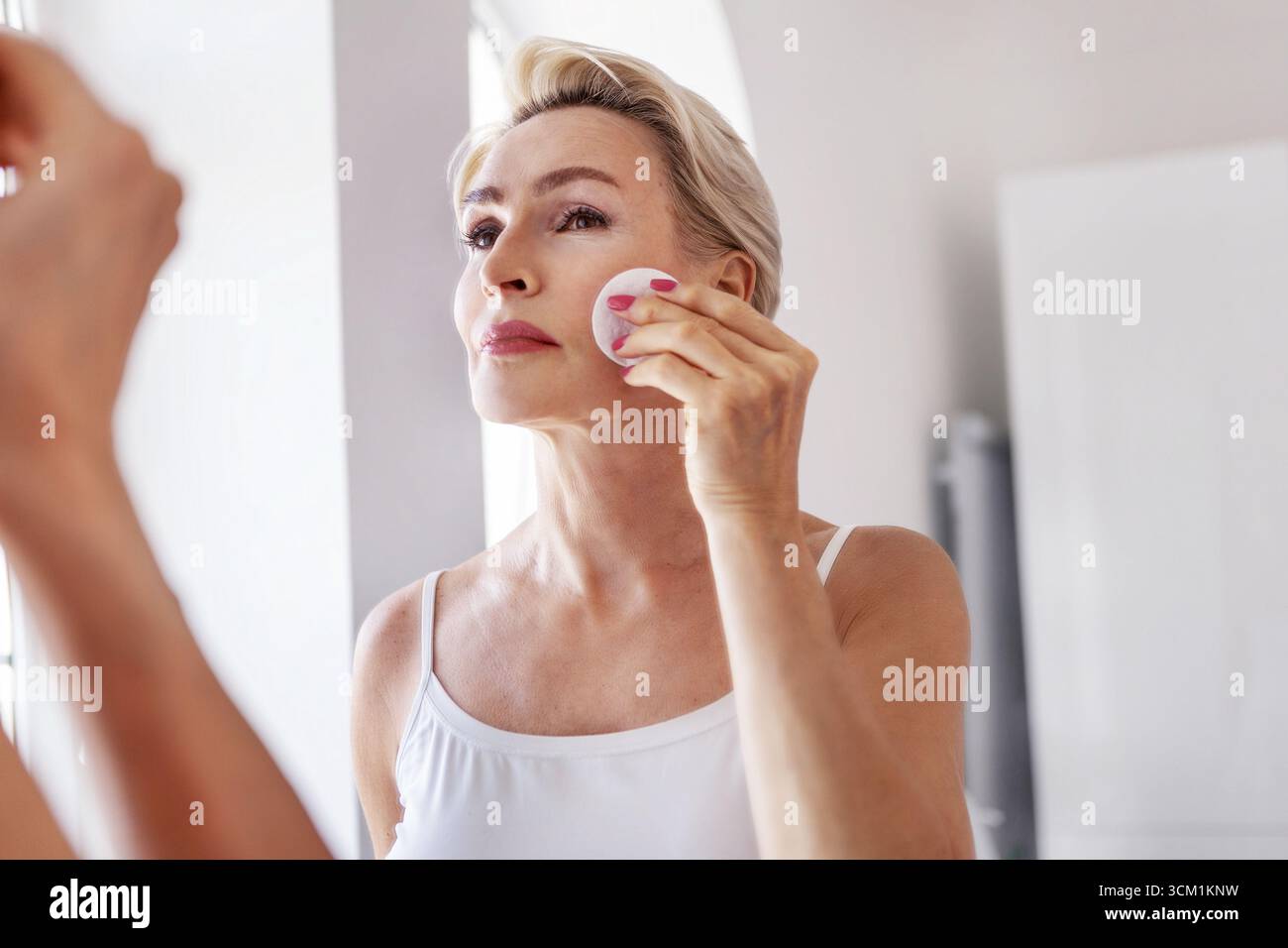 50 years old blonde woman hi-res stock photography and images - Alamy