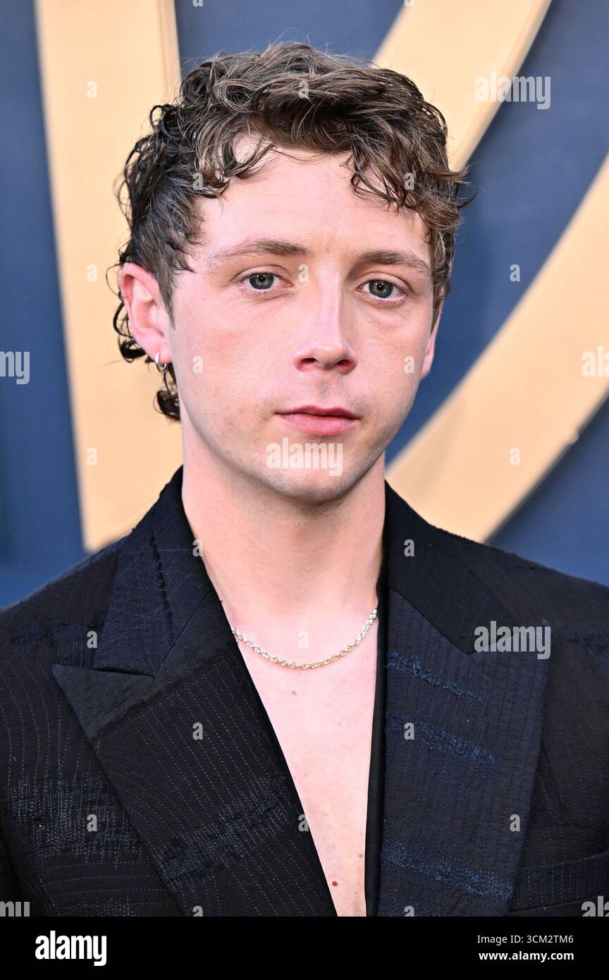Gerran Howell bei der Warner Bros. Television Group Primetime Emmy ...