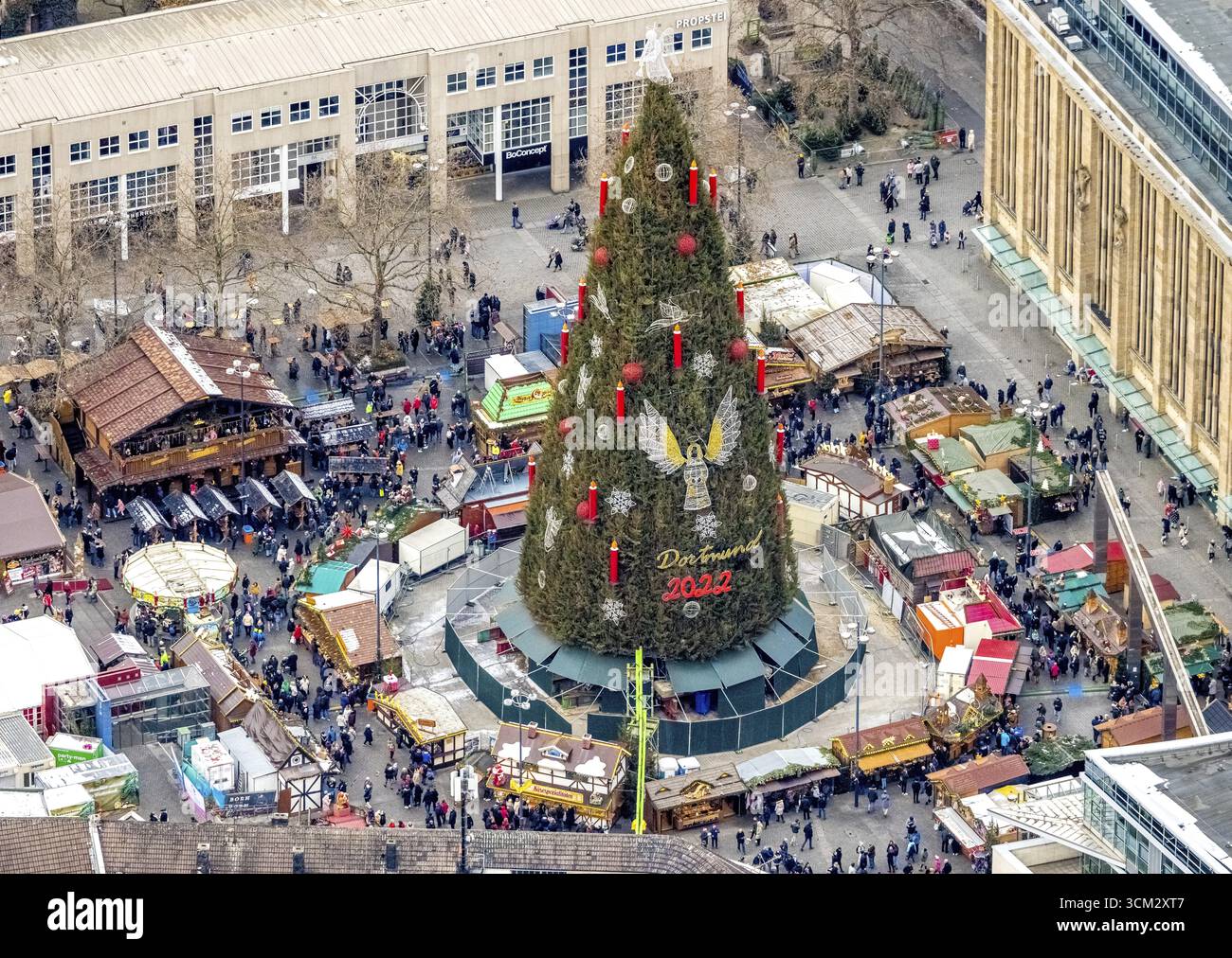 Aerial View Christmas Market And Largest Christmas Tree In The World aerial-view-christmas-market-and-largest-christmas-tree-in-the-world