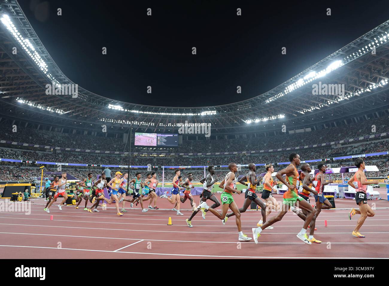 Tokyo, Japan. 14th Sep, 2025. Athletes compete during the men's 10000m final at the 2025 World Athletics Championships in Tokyo, Japan, Sept. 14, 2025. Credit: Li Gang/Xinhua/Alamy Live News Stock Photo