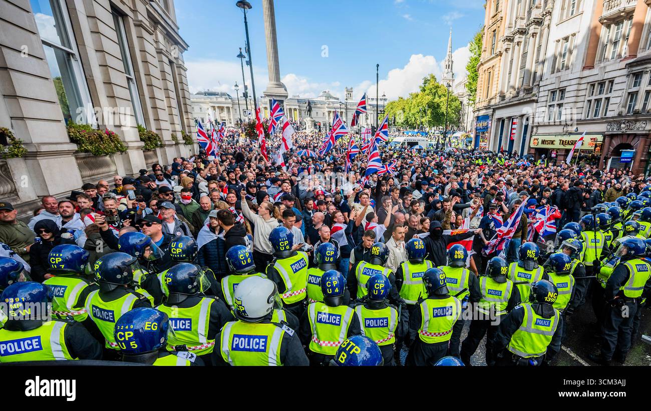 London, UK. 13 Sep 2025. After bottle throwing the police eventually ...