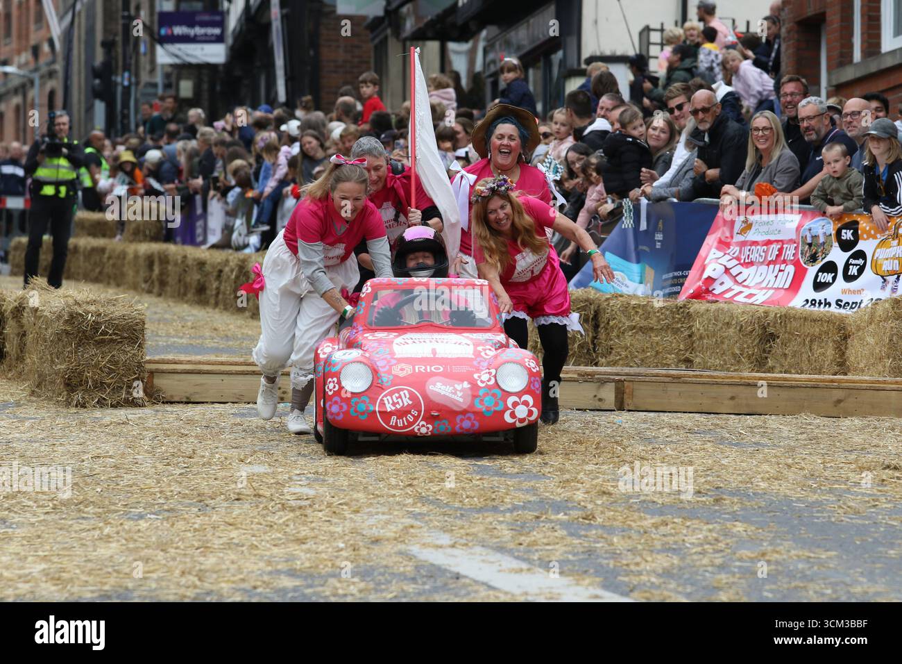 Colchester, UK. 14th Sep, 2025. Colchester's second soapbox rally and ...