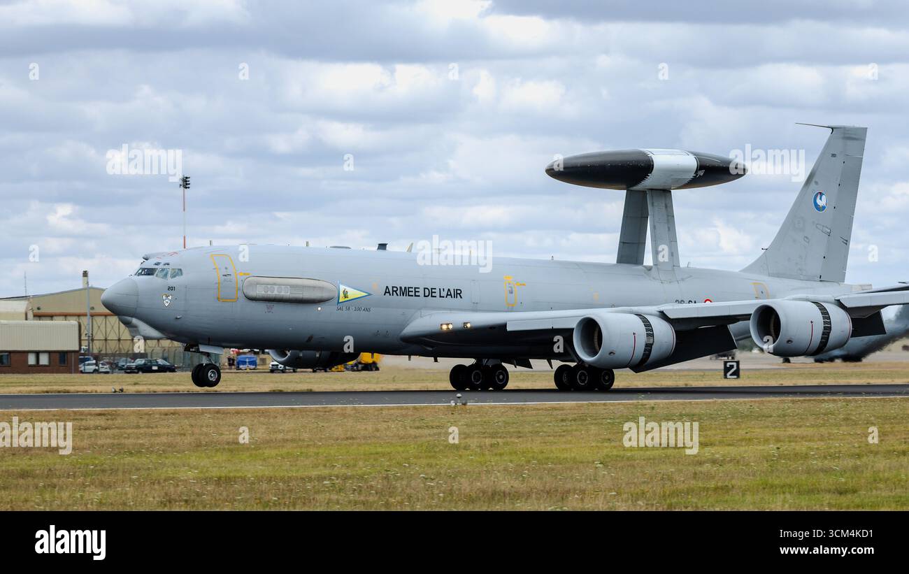 航空機・ヘリコプター US AIR FORCE BOEING E-3C SENTRY 707-300 Boeing E-3 Sentry AWACS - Wikipedia