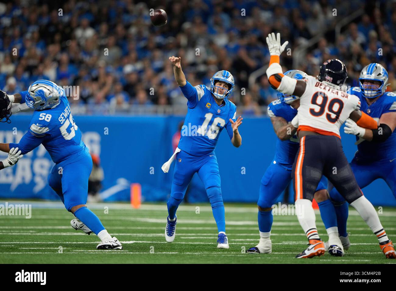 Detroit Lions Quarterback Jared Goff 16 Throws Against The Chicago Detroit Lions Quarterback Jared Goff 16 Throws Against The Chicago Bears During The First Half Of An Nfl Football Game In Detroit Sunday Sept 14 2025 Ap Photoryan Sun 3CM4P2B