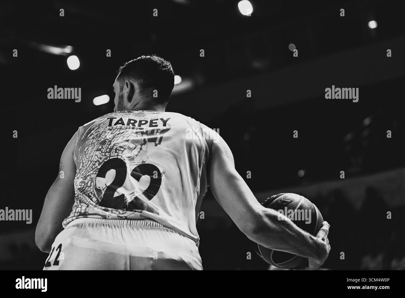 Tarpey Paris Basketball League signature Tarpey's Game: What Paris Would Get