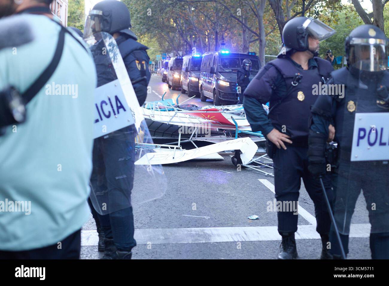 Madrid (Spain), 14/09/2025 – Spanish riot police clashed with pro ...