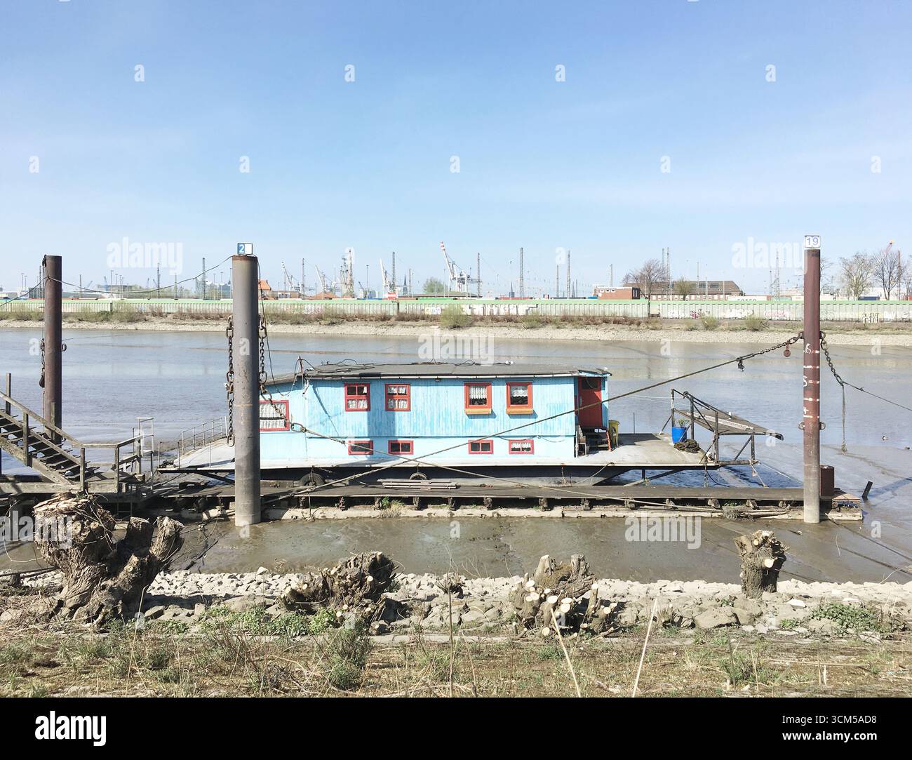 Houseboat at the Spreehafen in Hamburg-Veddel, Hamburg, Germany, Europe Stock Photo