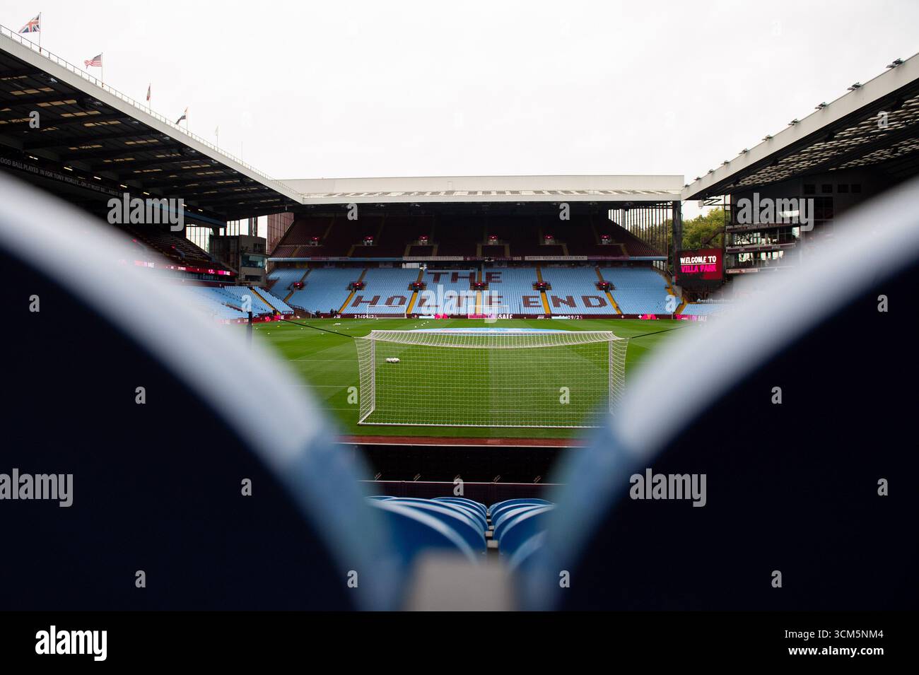 Birmingham, UK. 14th Sep, 2025. Villa Park, Birmingham, England, Sunday 14th September 2025 Shot of Villa Park through the seats facing the Holte End. Aston Villa v Chelsea, Womens Super League, Villa Park, Birmingham, England, 14th September 2025 (Sean Walsh/SPP) Credit: SPP Sport Press Photo. /Alamy Live News Stock Photo