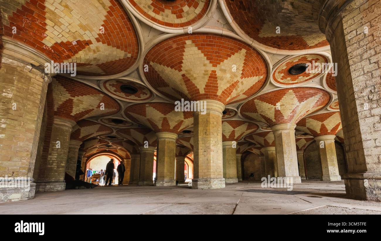 crystal-palace-subway-grade-ii-listed-restored-victorian-railway
