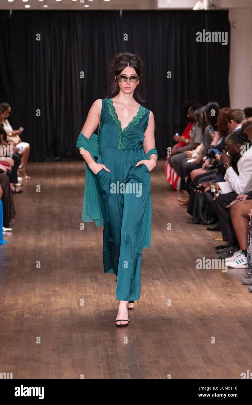 Pavillian Rous Models Walk at the Negris Lebrum SS26 NYFW at Metropolitan Pavillian in ...