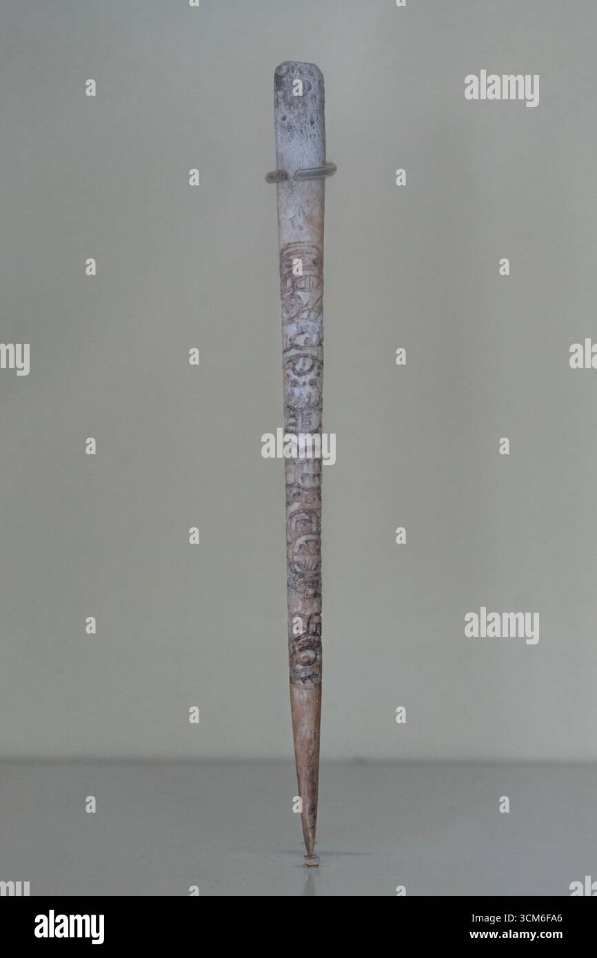 Carved bone ruler hi-res stock photography and images - Alamy