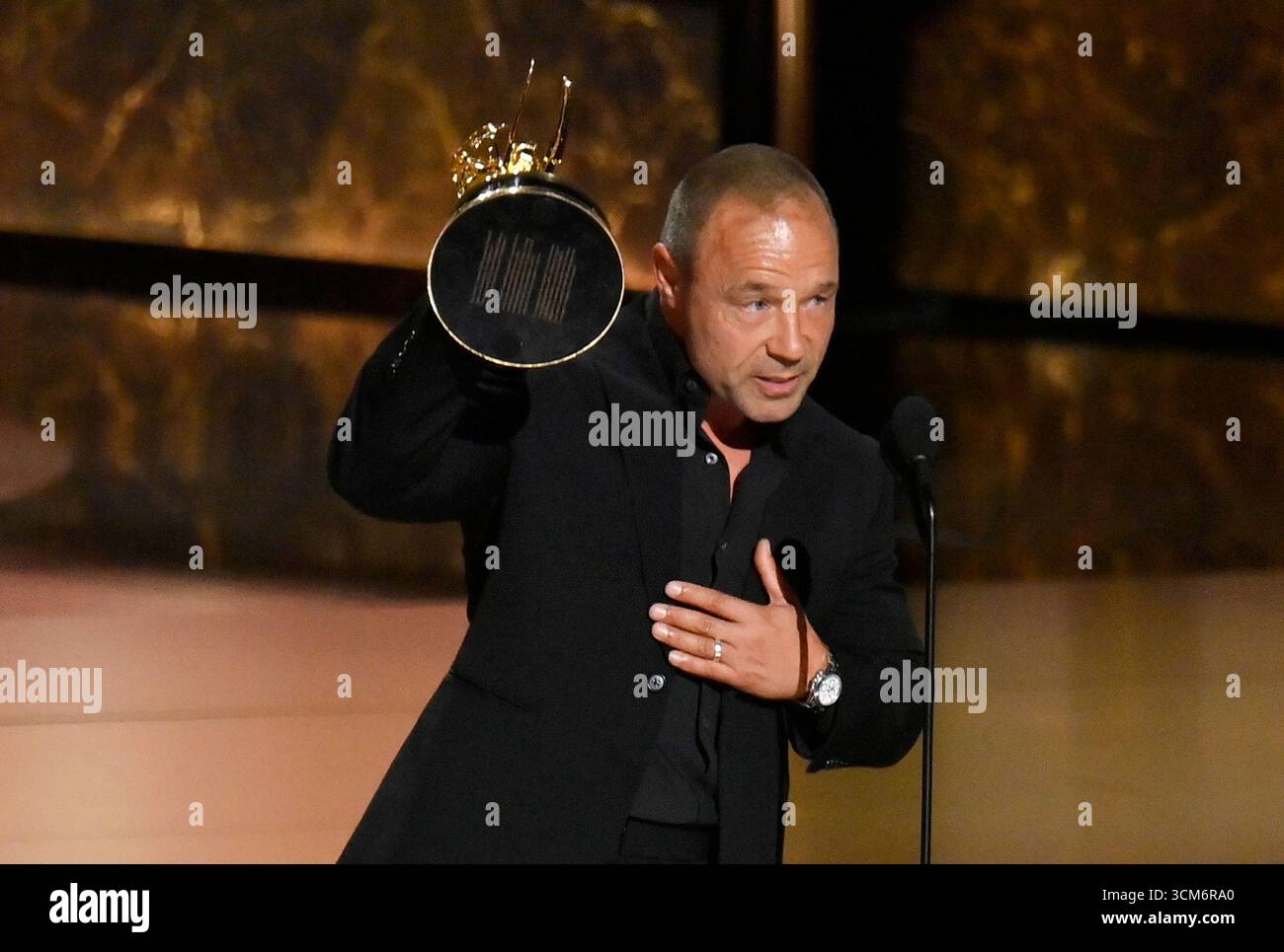 Stephen Graham accepts the Outstanding Lead Actor in a Limited
