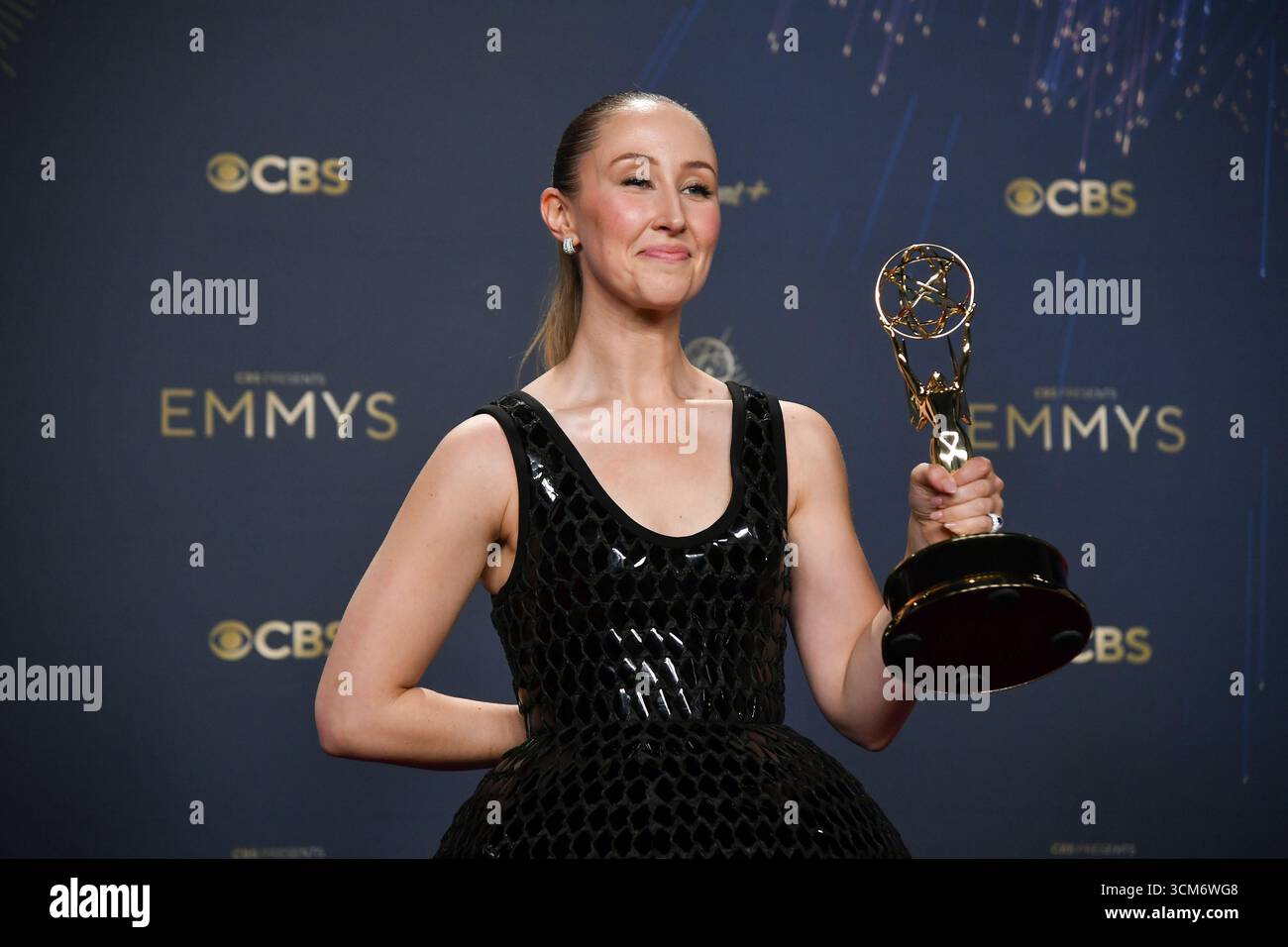 Erin Doherty, winner of the award for outstanding supporting actress in