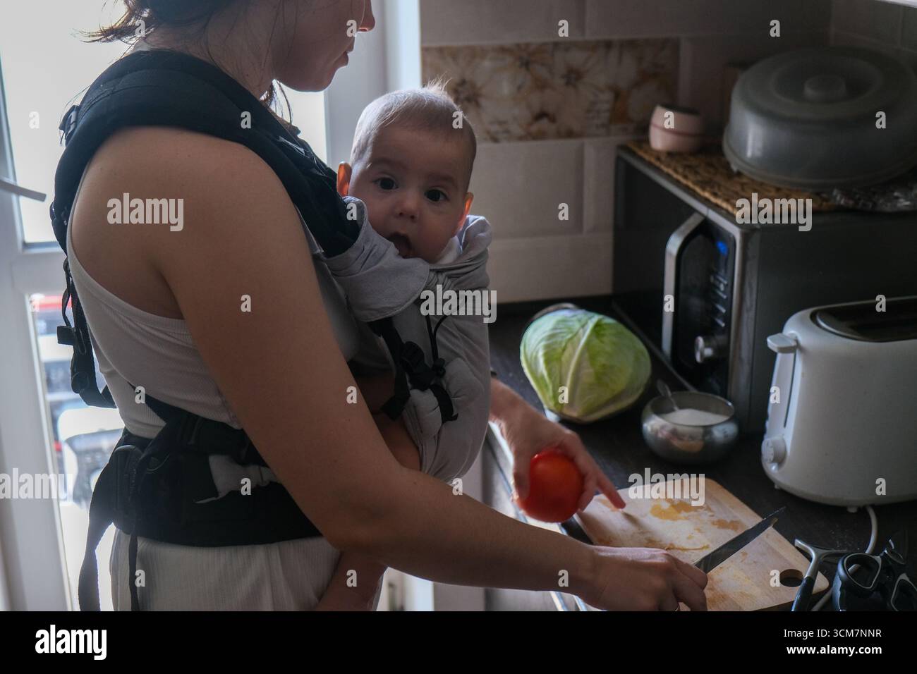 Baby cooking technology hi-res stock photography and images - Alamy