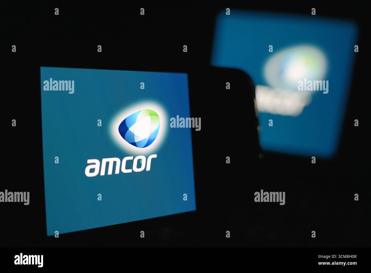 Amcor logo hi-res stock photography and images - Alamy