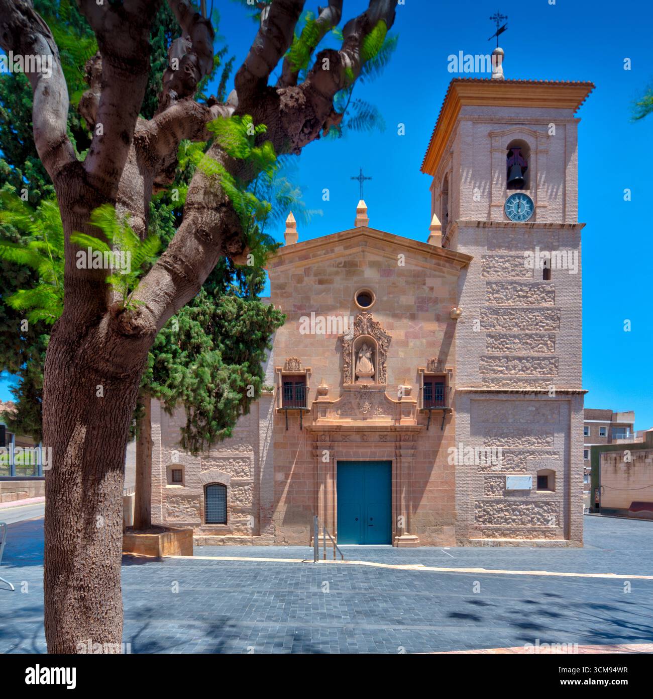 Iglesia de san lazaro hi-res stock photography and images - Alamy