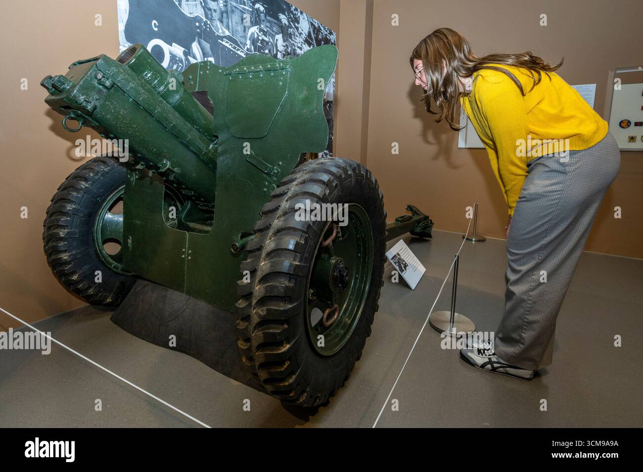 London, UK. 15 September 2025. A 3.7-inch howitzer, 1944. The howitzer ...