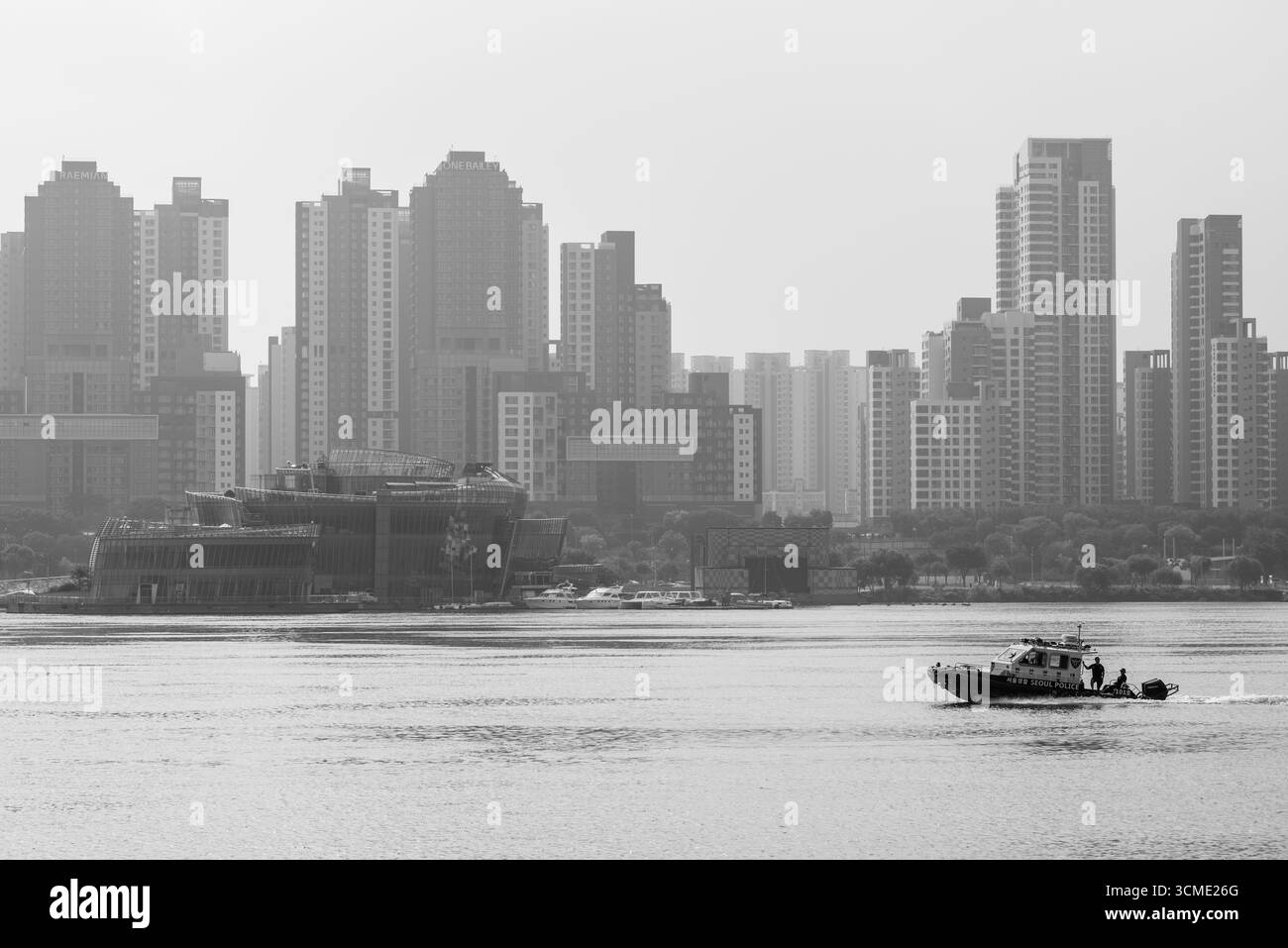 Smog pollution and yellow dust covering cityscape of Seoul, capital of South Korea on 28 September 2023 Stock Photo