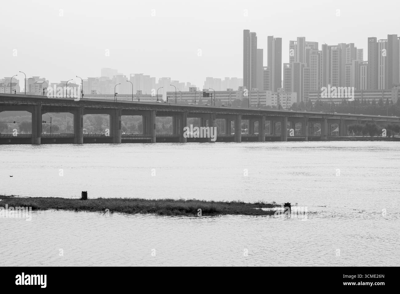Smog pollution and yellow dust covering cityscape of Seoul, capital of South Korea on 28 September 2023 Stock Photo
