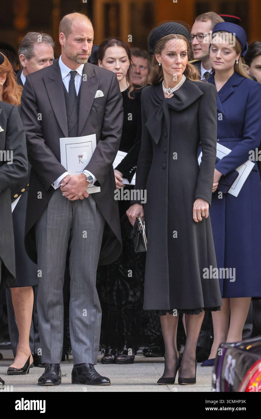 London, UK, 16th Sep 2025. Prince William, Princess Catherine, Sarah Duchess of York, Sophie Duchess of Edinburgh, Princess Anne. HRH King Charles III, The Prince and Princess of Wales Prince William and Princess Catherine, Anne the Princess Royal, Prince Andrew The Duke and Duchess of York, Prince Michael of Kent and other senior members of the Royal Family all pay their last respects as the coffin is carried to the hearse. They then depart from Westminster Cathedral after the a requiem mass, a Catholic funeral service held for the Duchess of Kent, who passed away on 4 Sep. Stock Photo
