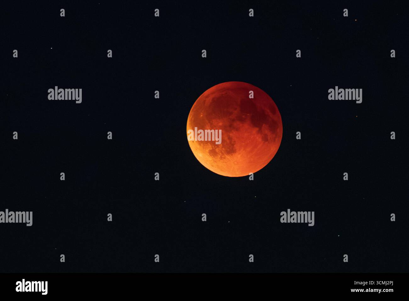 Blood moon total lunar eclipse hi-res stock photography and images - Alamy