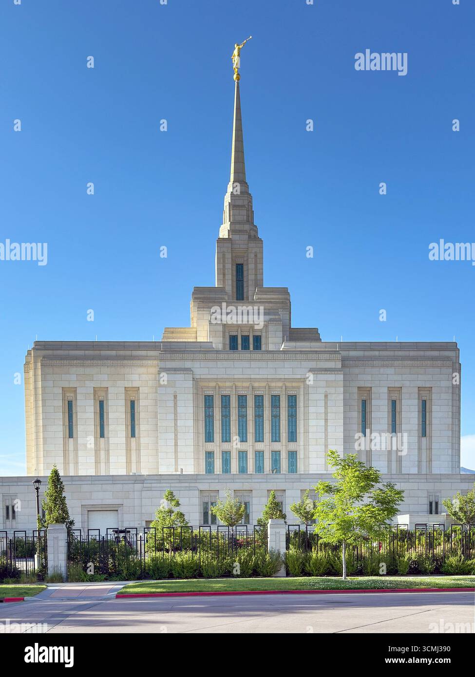 Ogden, Utah, USA - 27 May 2025: Front exterior view of the Ogden Utah temple of the Church of Jesus Christ of Latter-day Saints - Smartphone Captured Stock Image