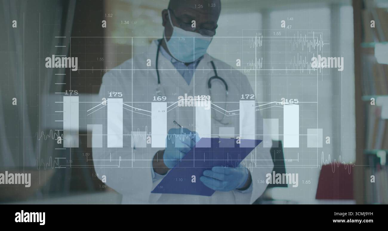 Doctor clipboard holding ppe hi-res stock photography and images - Alamy