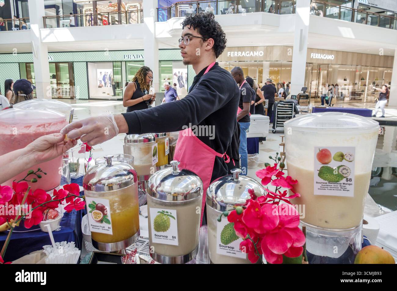 Aventura Mall Miami Florida,inside interior shopping,juice stand kiosk ...