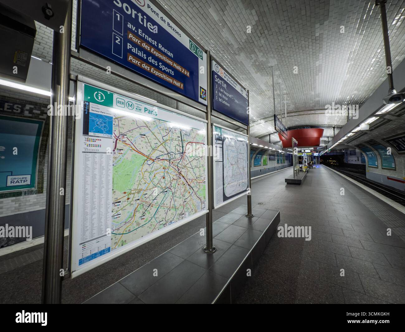Photo Métro Paris Ligne 7 Porte D'Italie 1962, Tirage Numérique 15 X 20 Cm