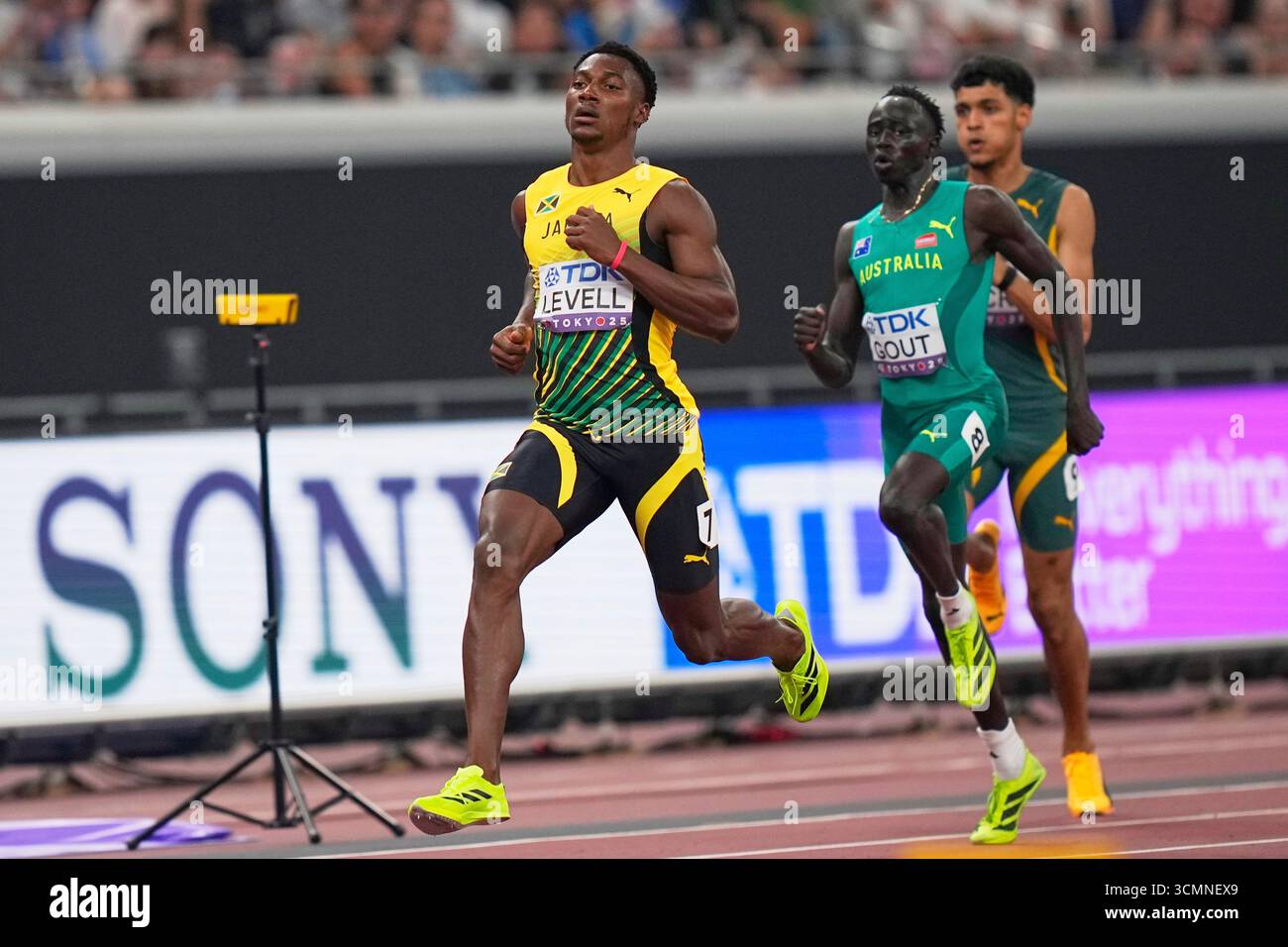 Jamaica's Bryan Levell races ahead of others to compete in men's 200 ...