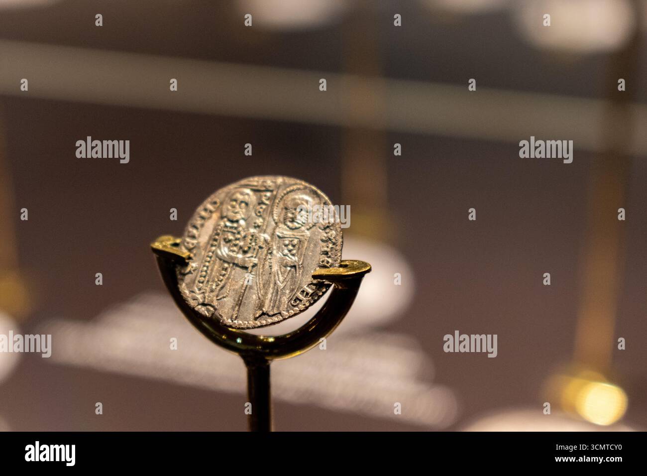 Medieval engraving europe coin hi-res stock photography and images - Alamy