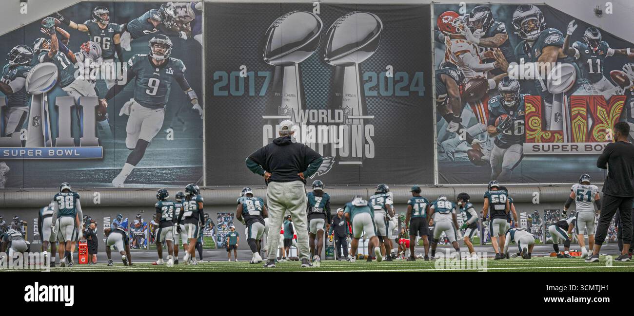 Philadelphia Eagles defensive coordinator Vic Fangio watches the team ...