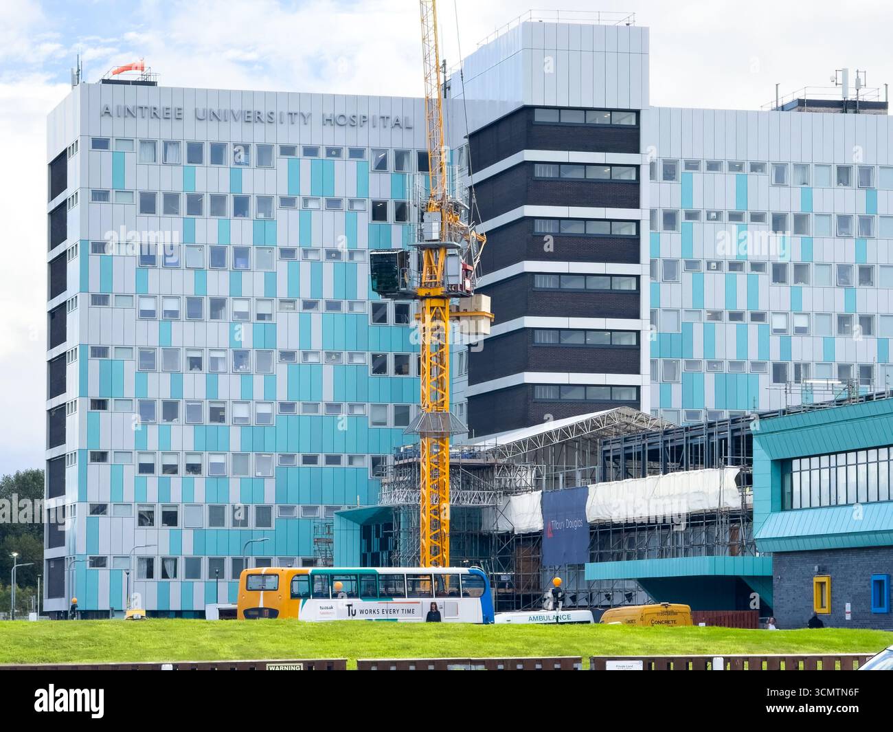 Main Building Critical Care Unit and Wards Aintree university hospital Liverpool England UK.September 2025 - Smartphone Captured Stock Image
